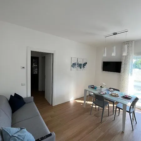 Apartment Le Due Sorelle Ale *