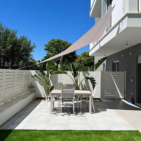 Le Due Sorelle Ale Apartment *